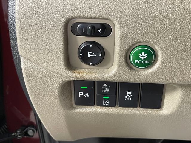 Used 2021 Honda Pilot Touring image 16