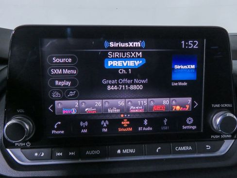 Used 2023 Nissan Rogue S image 21