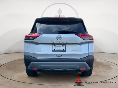 Used 2023 Nissan Rogue SV AWD/4WD image 4