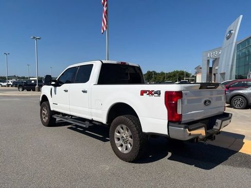 Used 2019 Ford F250 Lariat w/ Lariat Ultimate Package AWD/4WD image 3