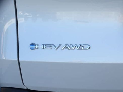 Used 2024 Toyota Grand Highlander XLE image 13