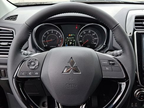 New 2026 Mitsubishi Outlander Sport SE AWD/4WD image 13