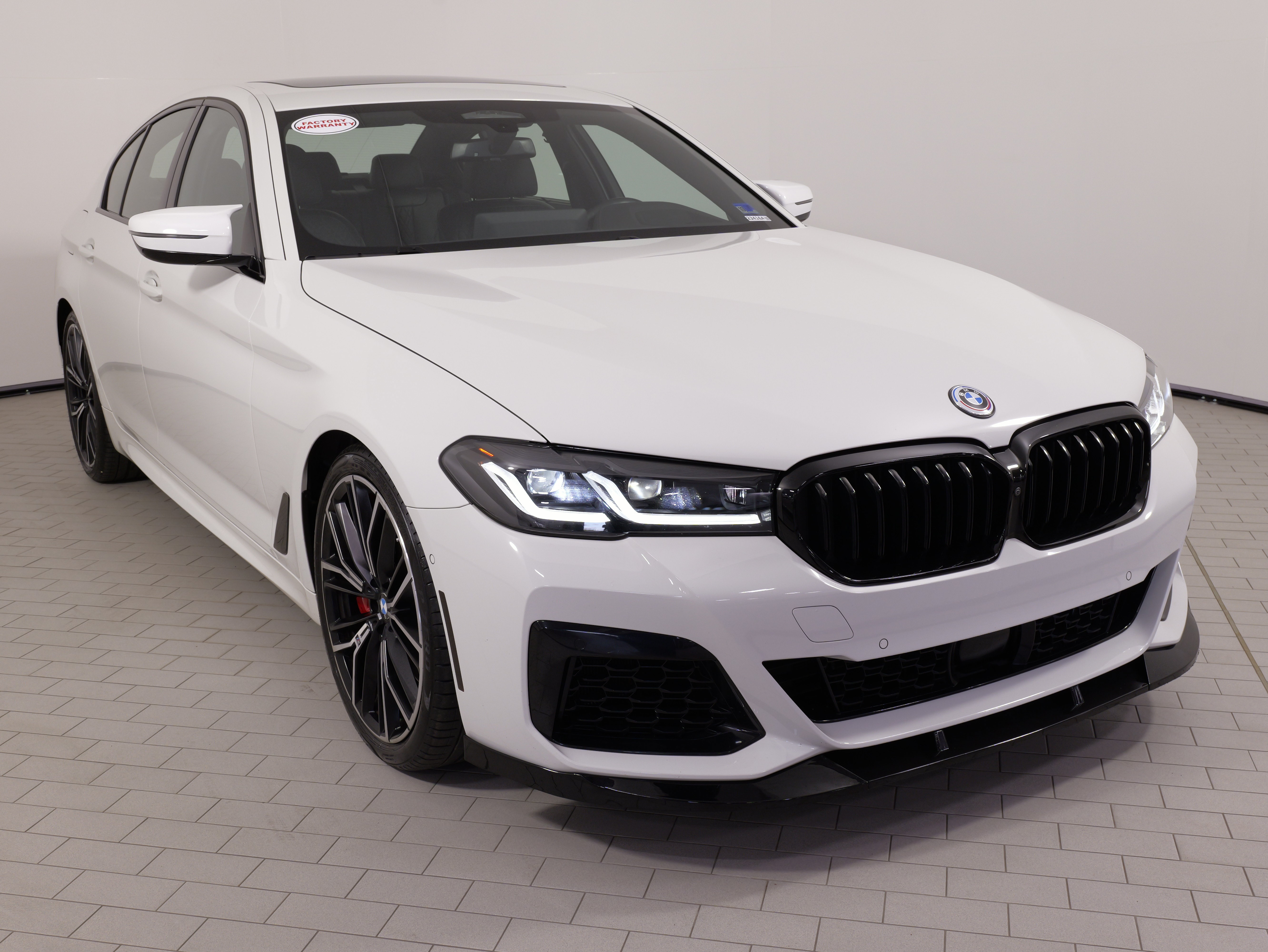 Used 2023 BMW M550i xDrive w/ Executive Package AWD/4WD image 6