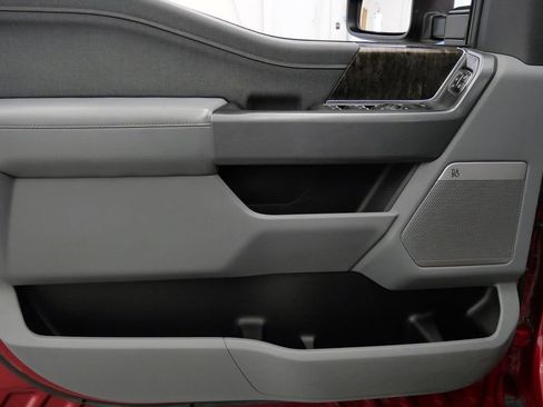 Used 2021 Ford F150 Lariat w/ Equipment Group 502A High AWD/4WD image 12