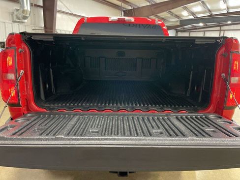 Used 2015 Chevrolet Colorado LT w/ LT Convenience Package image 23