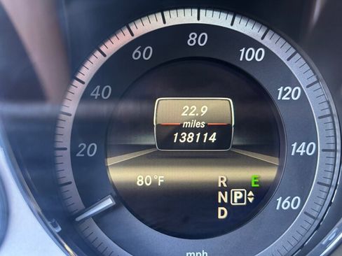 Used 2013 Mercedes-Benz E 350 Sedan image 28