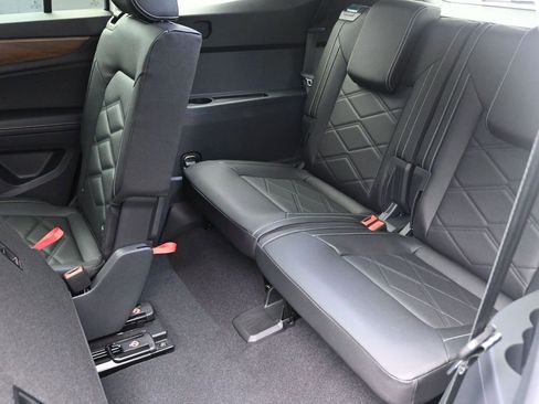 New 2026 Volkswagen Atlas SE FWD image 21