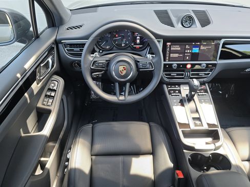 New 2025 Porsche Macan image 24