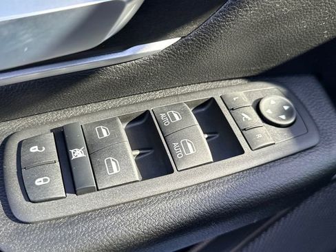 Certified 2022 RAM 1500 Big Horn image 27