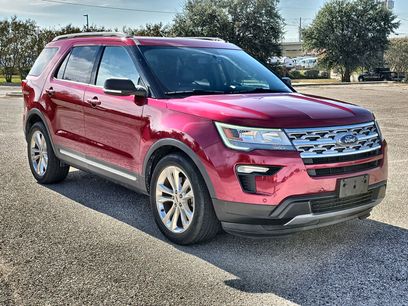 Certified 2019 Ford Explorer XLT w/ Equipment Group 202A