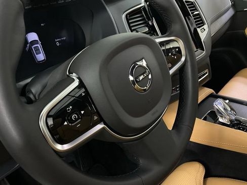 Certified 2024 Volvo XC90 T8 Ultimate w/ Protection Package Premier AWD/4WD image 20