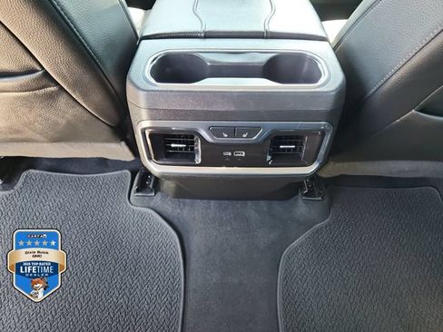 Certified 2025 GMC Sierra 2500 Denali w/ Technology Package AWD/4WD image 11