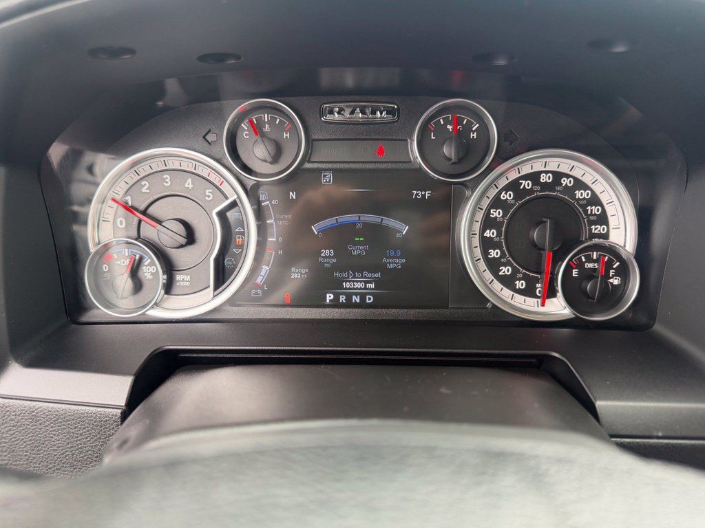 Used 2015 RAM 1500 Laramie w/ Convenience Group AWD/4WD image 33