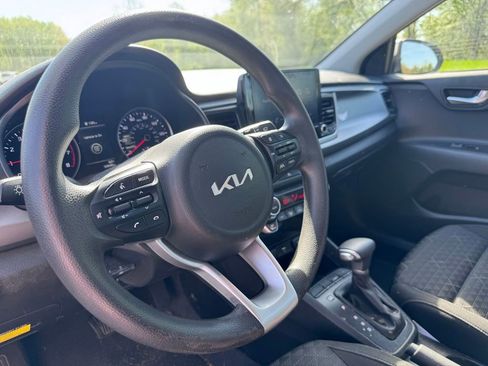Used 2023 Kia Rio S w/ Technology Package FWD image 8