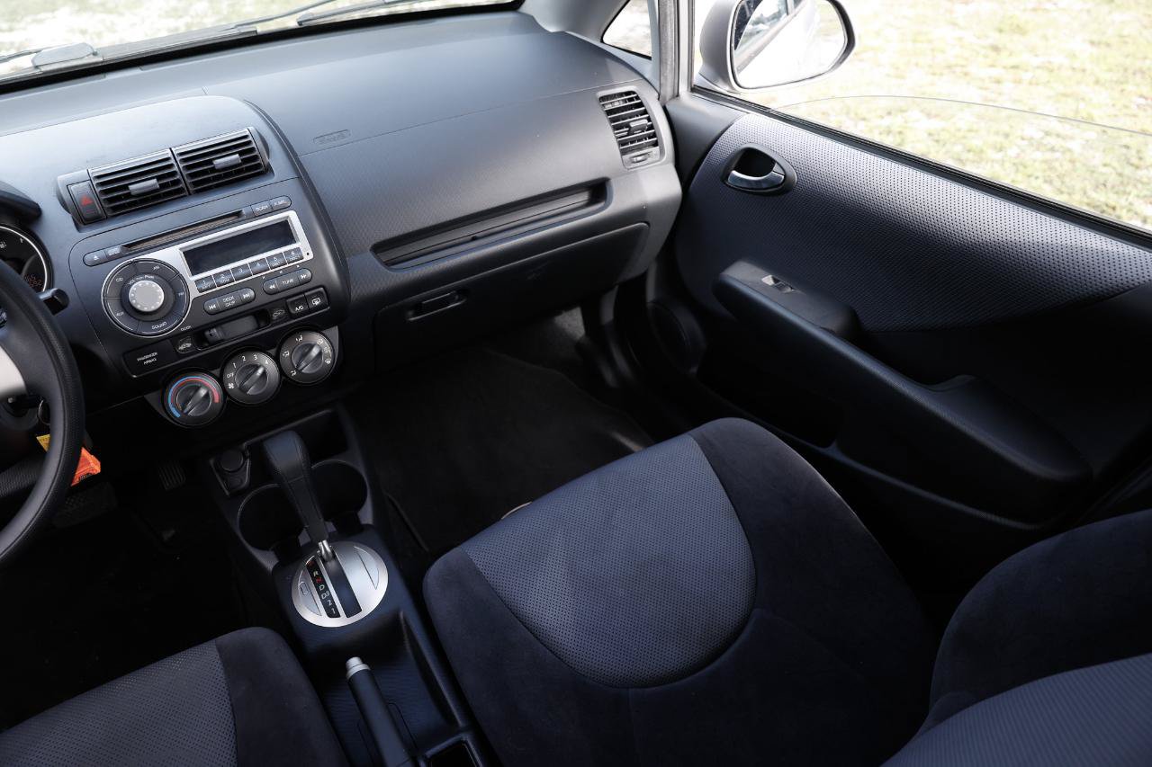 Used 2007 Honda Fit image 22