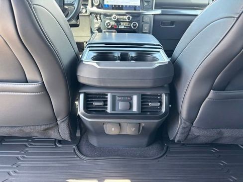 Used 2025 Ford F150 Raptor AWD/4WD image 15