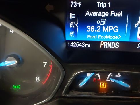 Used 2018 Ford Focus SE FWD image 19