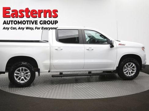 Used 2023 Chevrolet Silverado 1500 LT AWD/4WD image 41