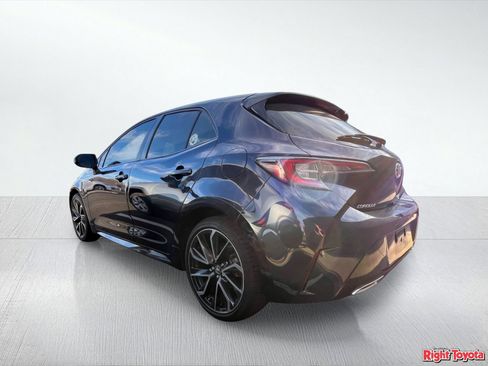 Used 2019 Toyota Corolla XSE FWD image 3
