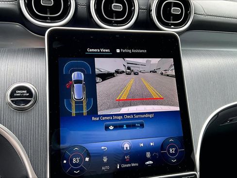 Used 2025 Mercedes-Benz GLC 350e 4MATIC image 26