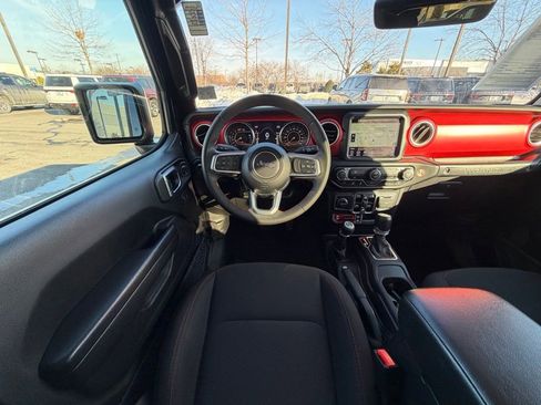 Certified 2023 Jeep Wrangler Unlimited Rubicon image 18