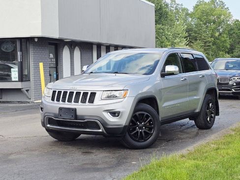 Used 2014 Jeep Grand Cherokee Limited w/ Trailer Tow Group IV AWD/4WD image 2