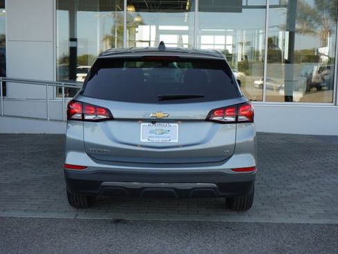 Used 2024 Chevrolet Equinox LT FWD image 7