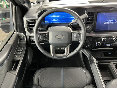 New 2025 Ford F250 Platinum w/ FX4 Off-Road Package image 12