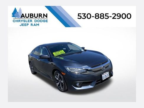 Used 2017 Honda Civic Touring image 1