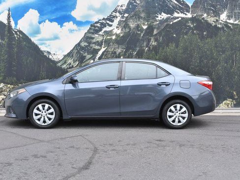 Used 2016 Toyota Corolla LE FWD image 7