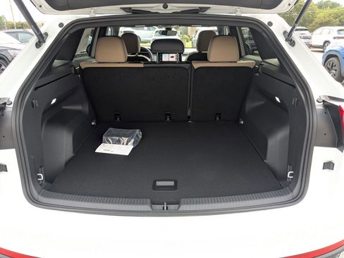 New 2026 Volkswagen Atlas Cross Sport SE image 30