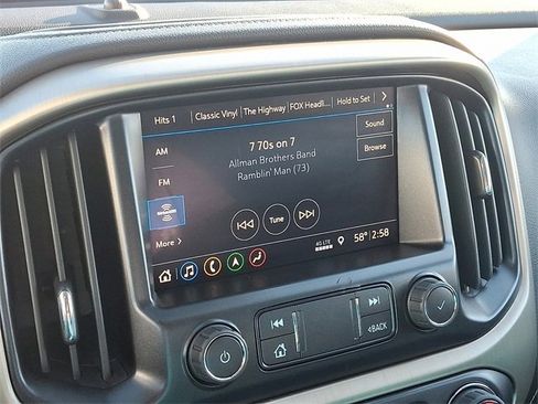 Used 2022 GMC Canyon Denali image 17