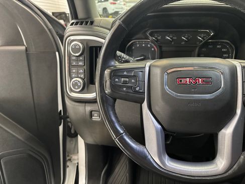 Used 2020 GMC Sierra 1500 Elevation w/ Elevation Value Package AWD/4WD image 14