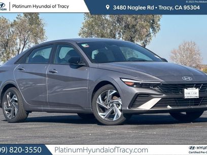 Used 2025 Hyundai Elantra Sport