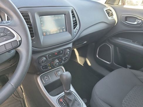 Used 2019 Jeep Compass Sport image 20
