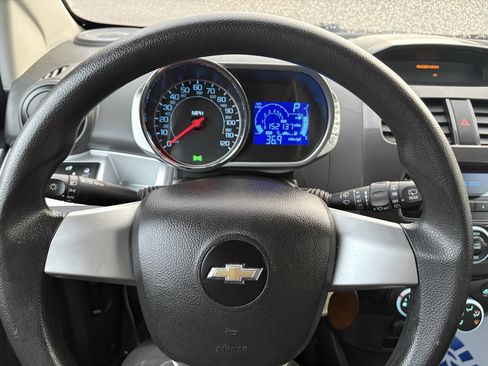 Used 2014 Chevrolet Spark LS image 25