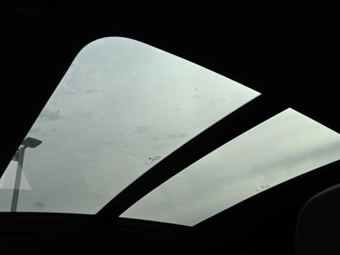 Certified 2025 BMW X4 xDrive30i image 21