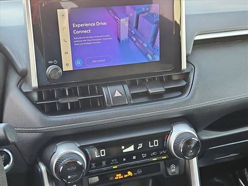 Used 2025 Toyota RAV4 XLE FWD image 19