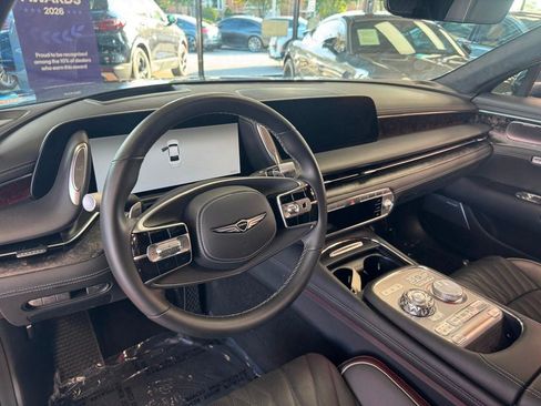 Used 2024 Genesis G90 3.5T AWD/4WD image 17