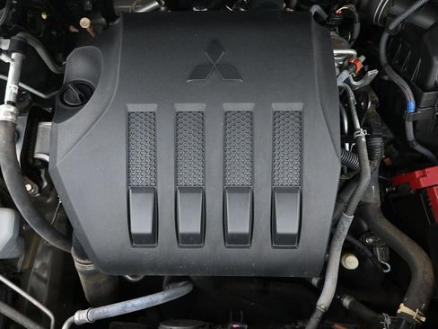Used 2024 Mitsubishi Eclipse Cross SE AWD/4WD image 43