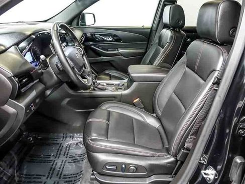 Used 2023 Chevrolet Traverse RS AWD/4WD image 12