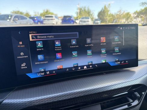 Certified 2025 BMW 430i Convertible w/ Premium Package RWD image 22