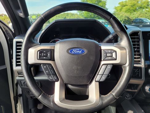 Used 2020 Ford F250 Platinum w/ FX4 Off-Road Package image 34