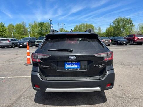 Used 2024 Subaru Outback Limited XT AWD/4WD image 3