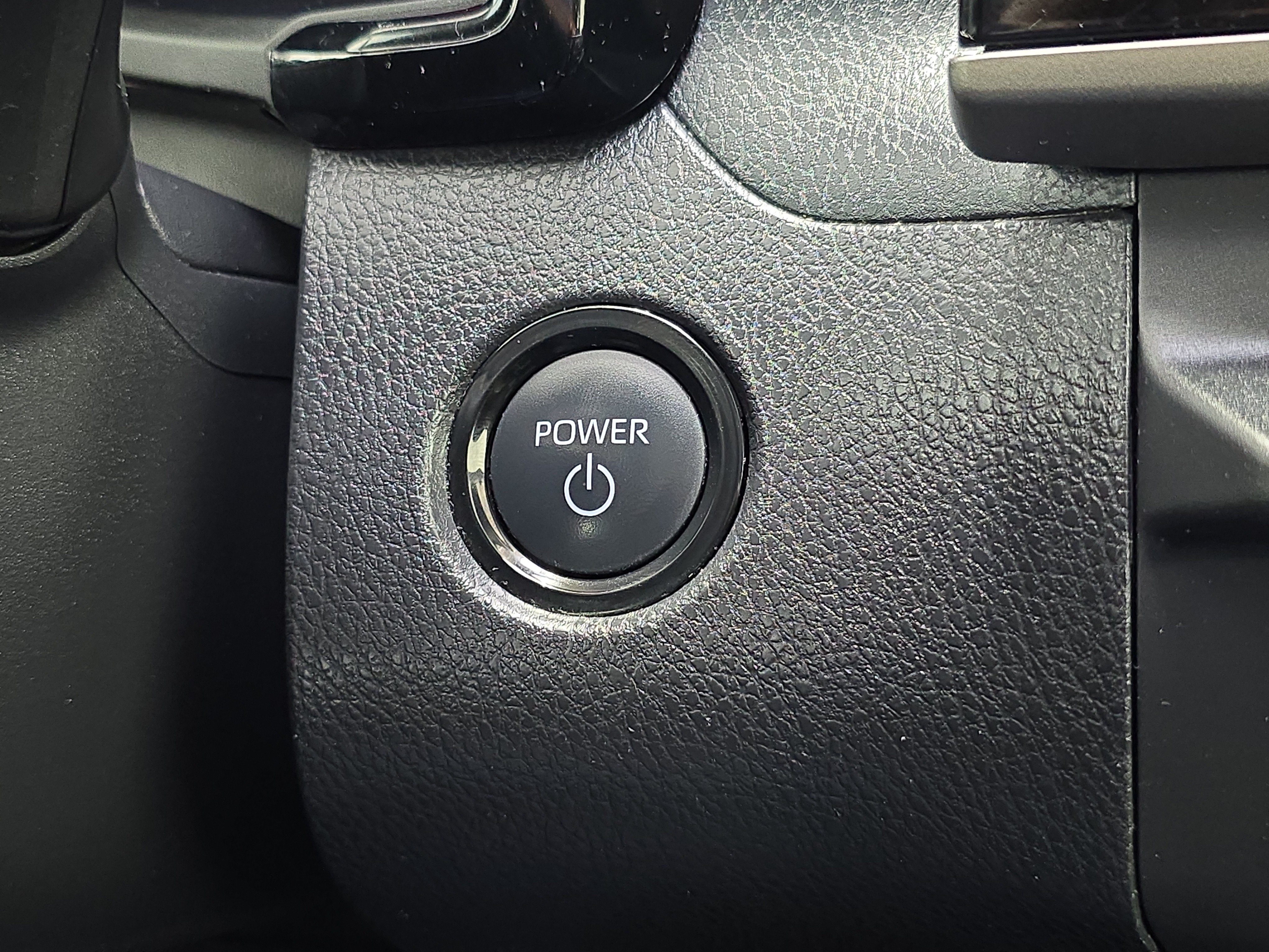 Used 2025 Toyota Camry LE FWD image 25
