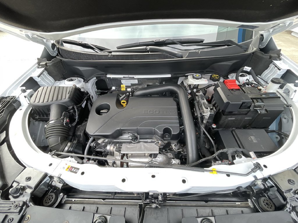 Used 2026 Chevrolet Equinox LT w/ Convenience Package II FWD image 30