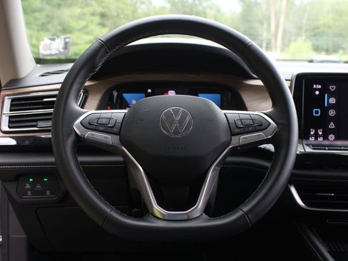 Used 2026 Volkswagen Atlas SE AWD/4WD image 10