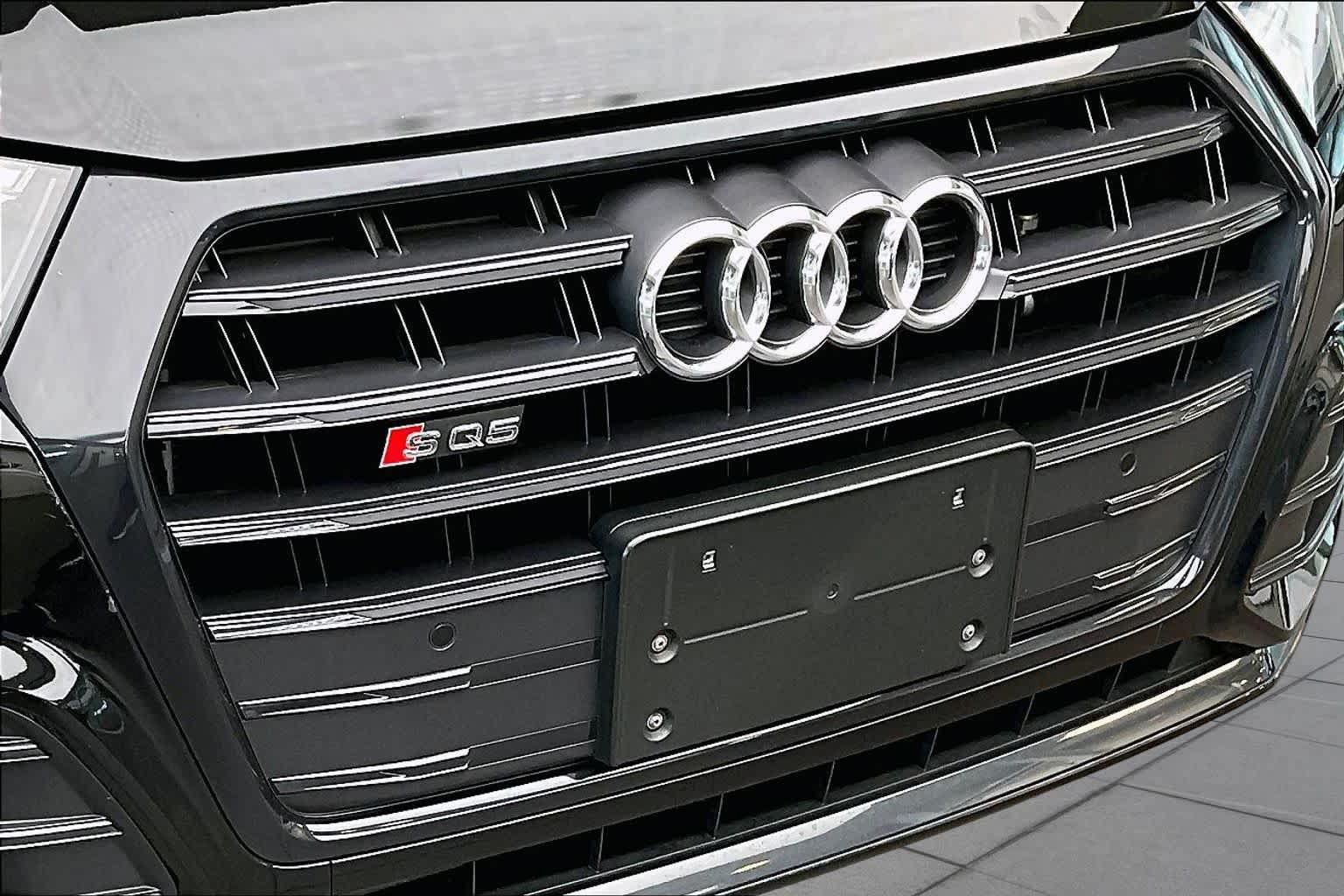 Used 2019 Audi SQ5 Premium Plus w/ Premium Plus Package AWD/4WD image 31