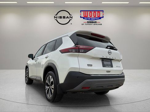 Certified 2023 Nissan Rogue SV w/ SV Premium B Package image 4