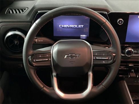 Used 2023 Chevrolet Colorado Z71 w/ Z71 Convenience Package 2 image 16